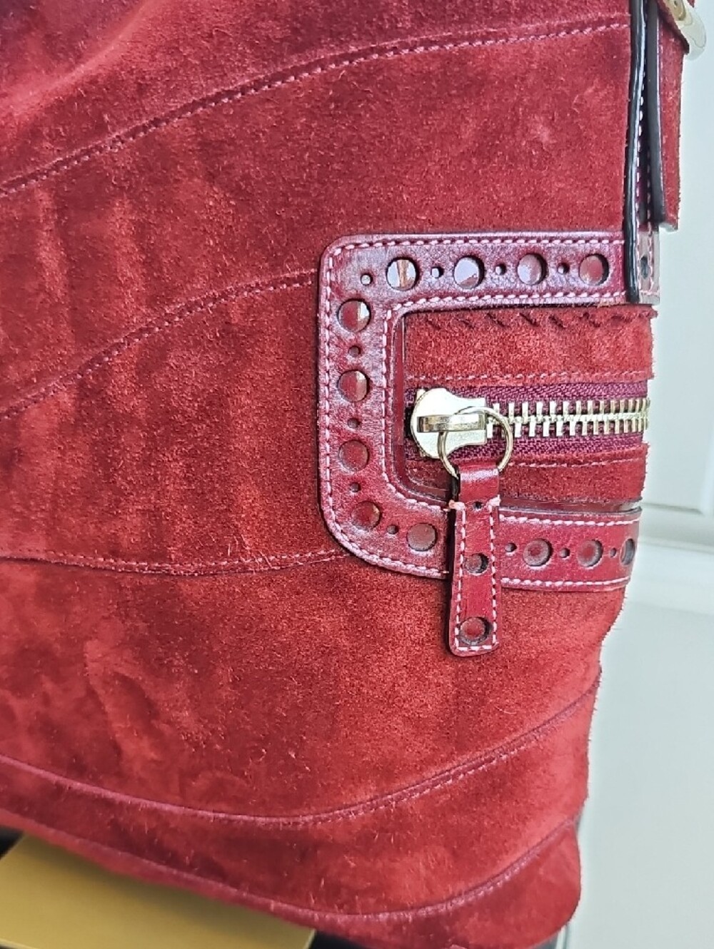 Coach 2005 Vintage Crimson Monochromatic Holiday Patchwork Shoulder Bag - Picture 4 of 12